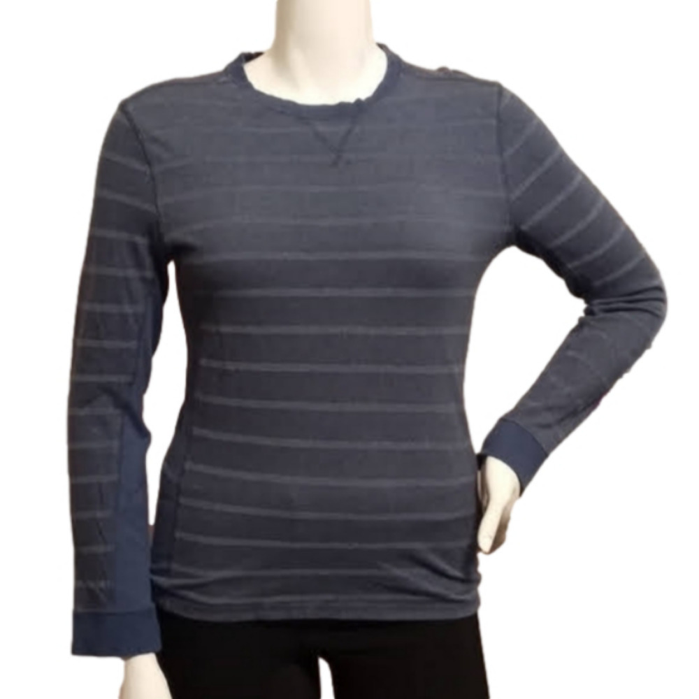 Marc Anthony long sleeve top